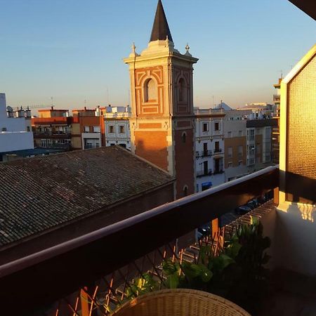 Espacio Amalia Triana Sevilla Dış mekan fotoğraf