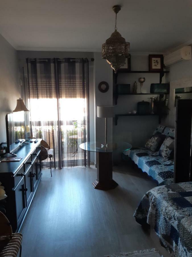 Espacio Amalia Triana Sevilla Dış mekan fotoğraf