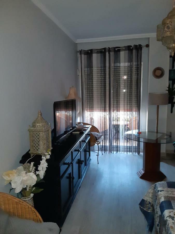 Espacio Amalia Triana Sevilla Dış mekan fotoğraf