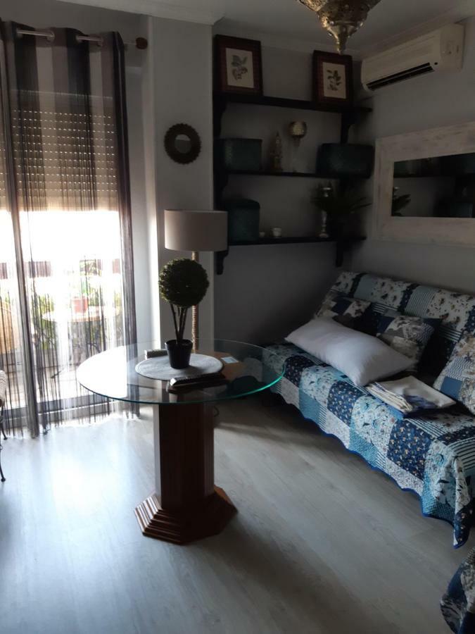 Espacio Amalia Triana Sevilla Dış mekan fotoğraf